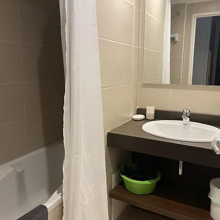 Appartement Résidence Le Portillo - Piscine - 2 Pièces Pour 6 Personnes Mae-6213 *